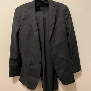 Men’s Grey Banana Republic Suit - 38R and 39x32